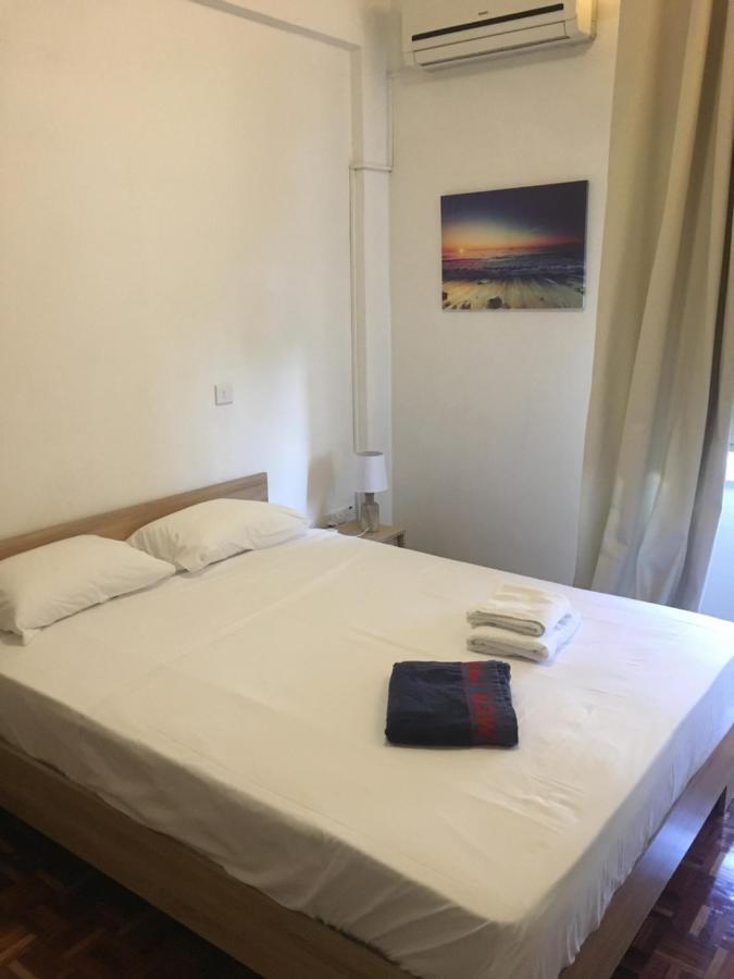 Larnaca Beach Apartment 1A Esterno foto
